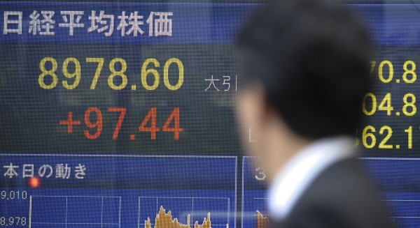 Analysts are stumped why the yen continues to gain in value against the US dollar, leaving the BOJ with few options to bounce back the economy [Xinhua]