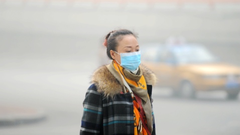  PM 2.5, which refers to particles smaller than 2.5 micrometers in diameter, leads to hazardous smog that is a major cause of asthma and respiratory diseases, experts say [Xinhua]