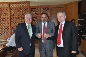 In Bali, Anand Sharma (center), Indian Minister of Commerce and Industry, told the WTO meeting that food security is essential for 4 billion people in the world [PIB India]