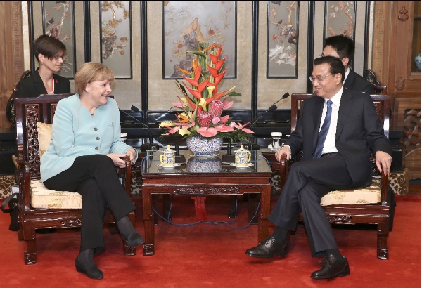 Chinese Premier Li Keqiang (R) meets with German Chancellor Angela Merkel in Beijing, capital of China, July 6, 2014 [Xinhua]