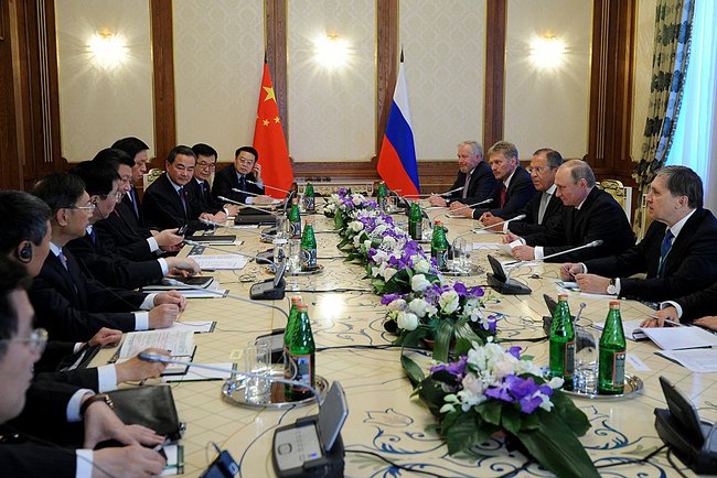 Russian President Vladimir Putin met with his Chinese counterpart Xi Jinping in Dushanbe, Tajikistan on 11 September 2014 [PPIO]