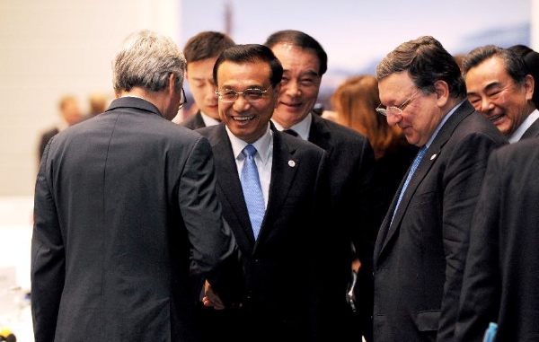 Chinese Premier Li Keqiang attends the closing ceremony of the tenth Asia-Europe Meeting (ASEM) in Milan, Italy, Oct. 17, 2014 [Xinhua]