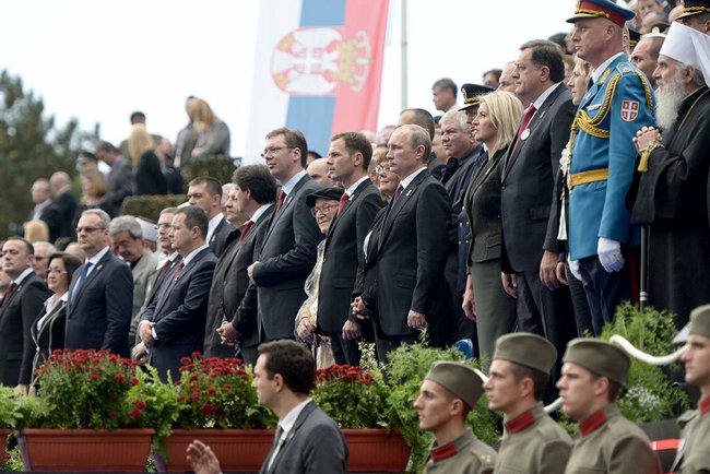 Putin at a military parade to mark the 70th anniversary of the liberation of Belgrade on 16th September 2014 [PPIO]