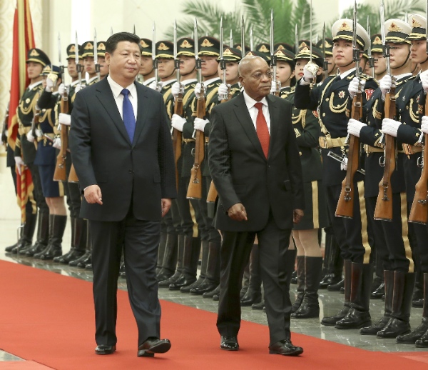 Chinese President Xi Jinping (L) holds a welcoming ceremony for visiting South African President Jacob Zuma before their talks in Beijing, capital of China, Dec. 4, 2014 [Xinhua]