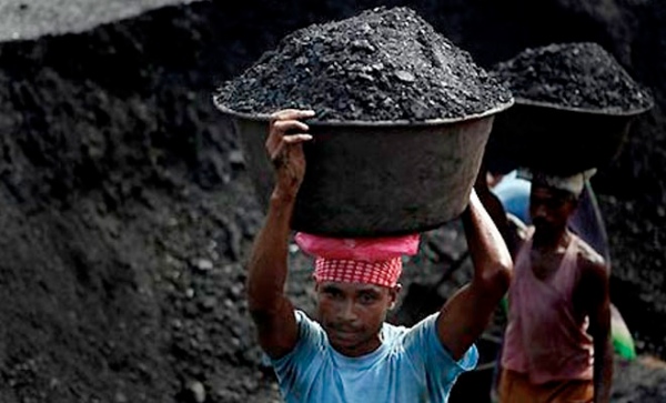 The Coal India stake sale has been halved from 10 per cent to 5 per cent after union opposition [Image: PTI]