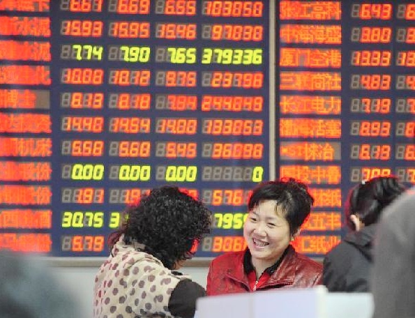 Chinese investors opened 370,000 new stock-trading accounts in the week to Nov. 28, the most since April 2011, China Securities Depository & Clearing Corp. data show [Xinhua]