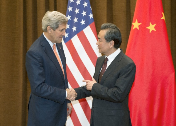(150516) -- BEIJING, May 16, 2015 (Xinhua) -- Chinese Foreign Minister Wang Yi (R) holds talks with U.S. Secretary of State John Kerry in Beijing, capital of China, May 16, 2015 [Xinhua]