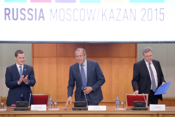 Russian Foreign Minister (center) at the BRICS Youth Forum in Moscow on 2nd July 2015 [brics2015.ru]