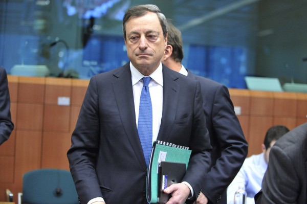 Draghi did not make a direct decision about increasing the stimulus program but hinted the decision could be taken in December; his statements drove the euro down 1.8 per cent against the dollar [Xinhua]
