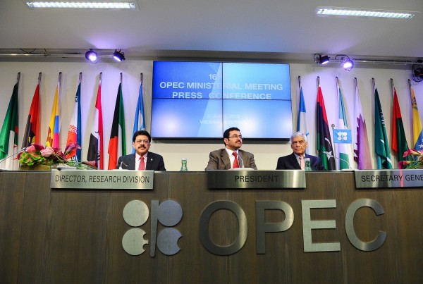 Fears that the Iran-Saudi crisis could divide OPEC and prevent consensus on curbing output helped drive oil prices lower [Xinhua]