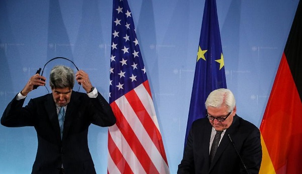 File photo: German Foreign Minister Frank-Walter Steinmeier (left) with US Secretary of State John Kerry [Xinhua]