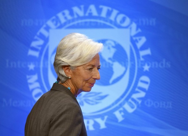 The IMF's Christine Lagarde has warned of risks to the global economy and has called for a speedy Brexit to minimize uncertainty in markets [Xinhua]