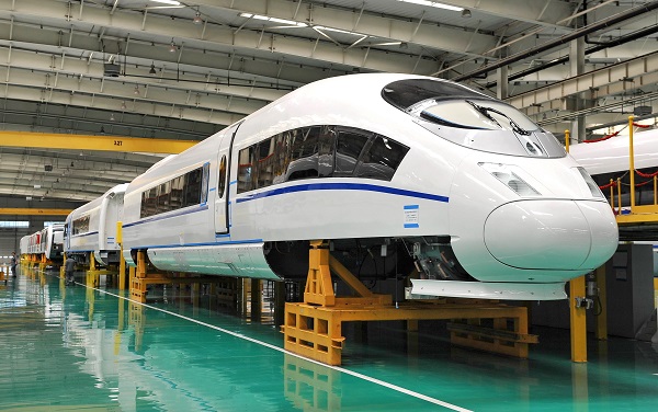 Photo taken on June 2, 2016 shows workers working on the production line of CRRC Tangshan Railway Vehicle Co., Ltd. in Tangshan, north China's Hebei Province [Xinhua]
