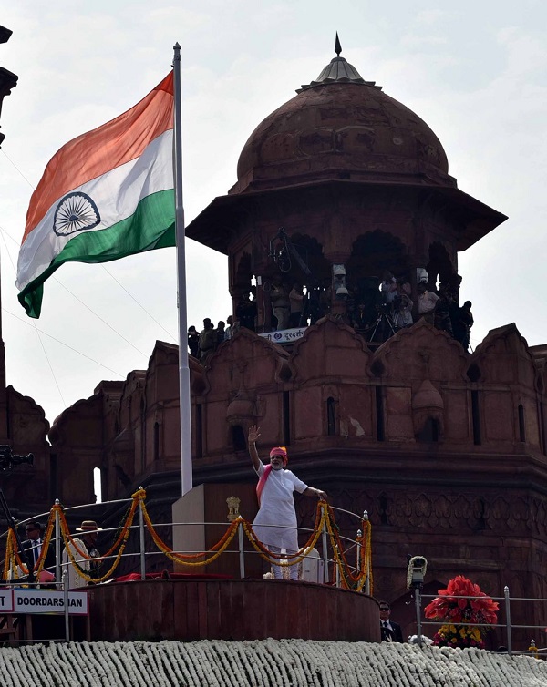 Indian Prime Minister Narendra Modi waves to crowds addressed the nation from the 17th Century Red Fort in Delhi [Image: PMO, India]