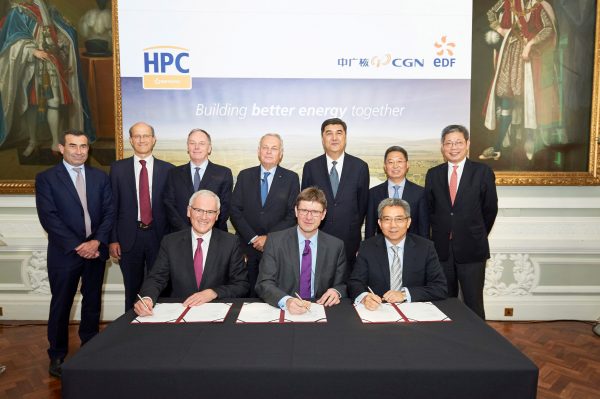 Chairman and CEO of French energy company EDF Jean-Bernard Levy, British Secretary of State for Business, Energy and Industrial Strategy Greg Clark, chairman of China General Nuclear Power Corporation (CGN) He Yu attend a signing ceremony in London [Xinhua]