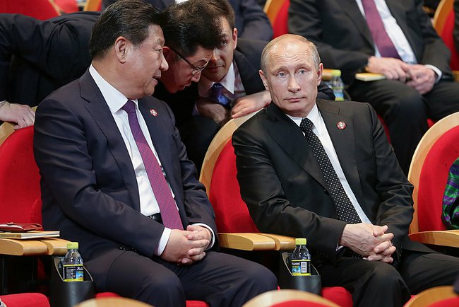File photo: Russian President Vladimir Putin with his Chinese counterpart Xi Jinping [PPIO]